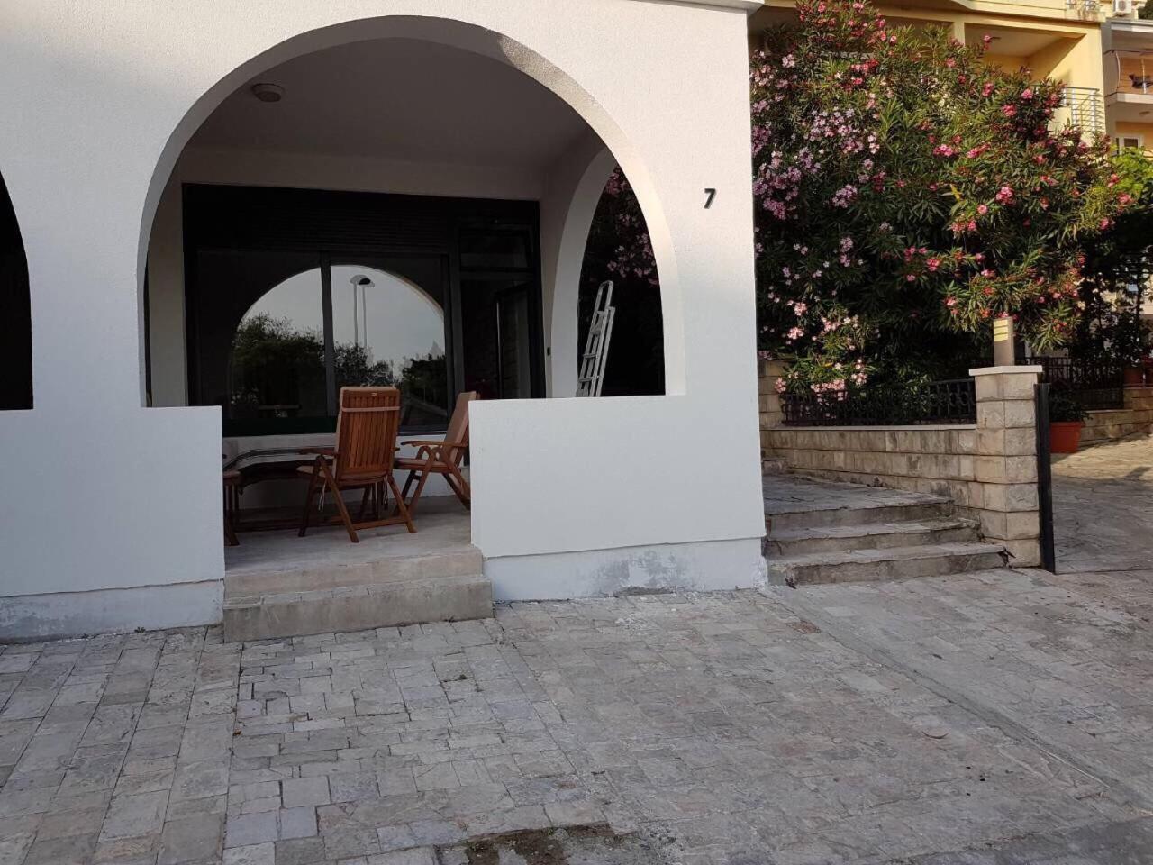 Pankov Apartment Sveti Stefan Eksteriør billede